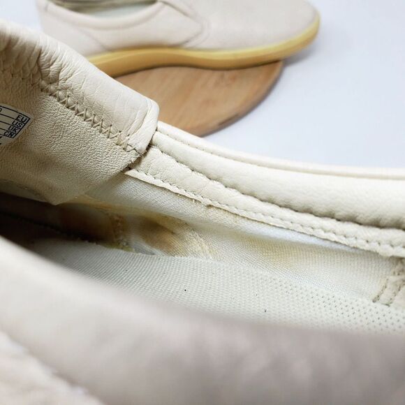 ECCO Shoes Womens 40 Soft 7 Perforated Leather Slip On Sneaker Comfort - Picture 14 of 16